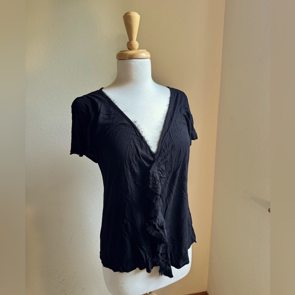 Banana Republic tee with flutter sleeves and fringe detail